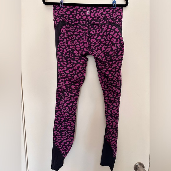 Lululemon leggings size 8 - Picture 4 of 7